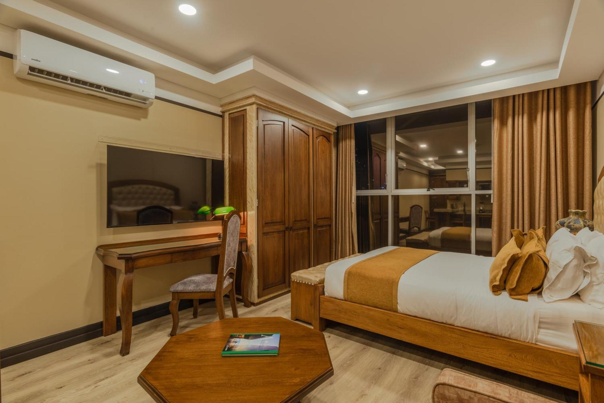 Hotel Du Parc 麦德林 外观 照片