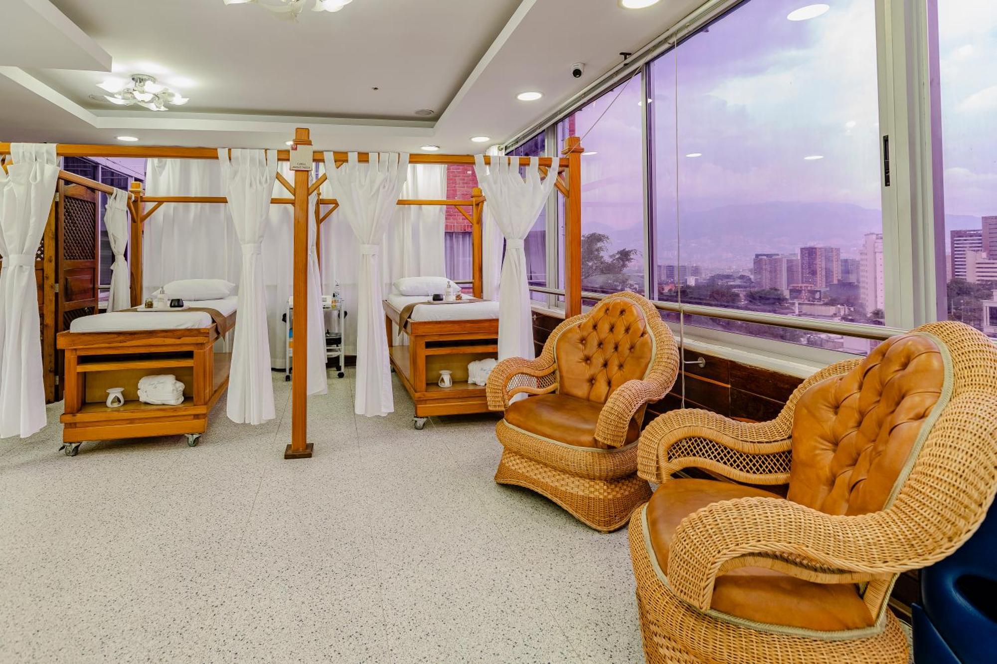 Hotel Du Parc 麦德林 外观 照片